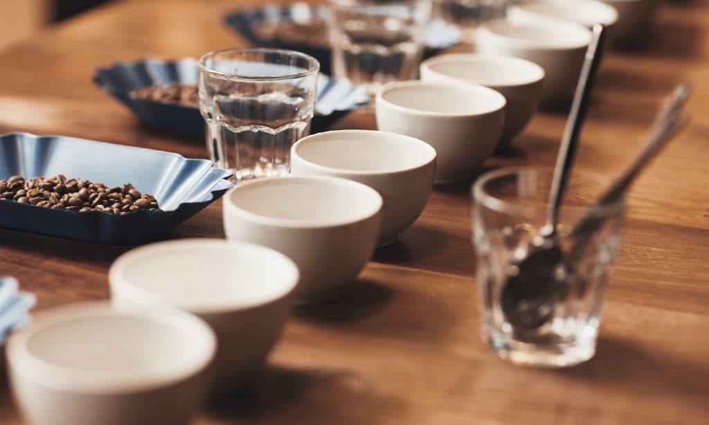 HOW TO CUP AND EVALUATE ETHIOPIAN COFFEE SAMPLES: COMPLETE GUIDE FOR IMPORTERS